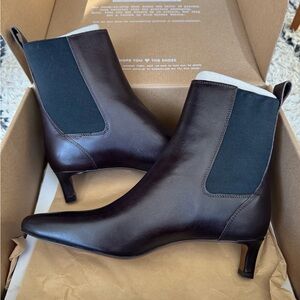 BNIB Madewell Dimes Kitten Heel Chelsea Boots in Leather, Turkish Coffee, sz 7.5